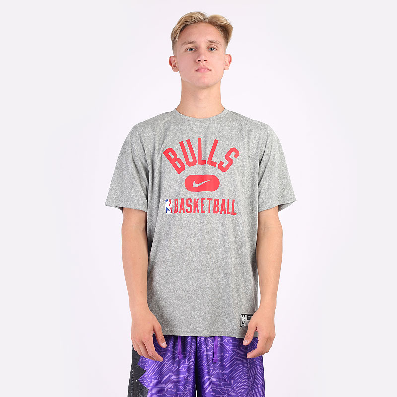 мужская серая футболка Nike Chicago Bulls Dri-FIT NBA T-Shirt DA5916-063 - цена, описание, фото 3